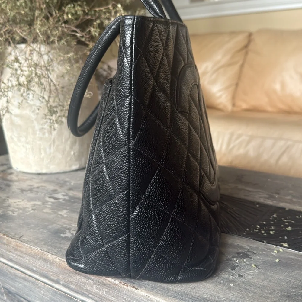 CHANEL Black Quilted Tote